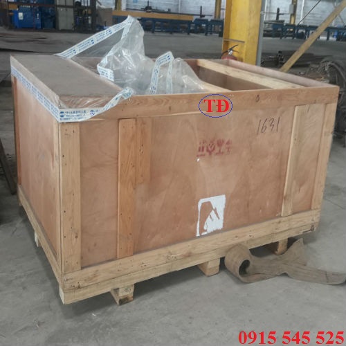 Công ty cung cấp palang cầu trục còn nguyên trong thùng để bảo quản khi vận chuyển